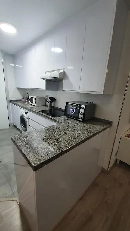 1ª Linea Playa, Edificio Diana Ii, Wifi, Puerto Marina. Apartment Benalmadena