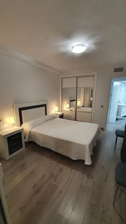 1ª Linea Playa, Edificio Diana Ii, Wifi, Puerto Marina. Apartment Benalmadena