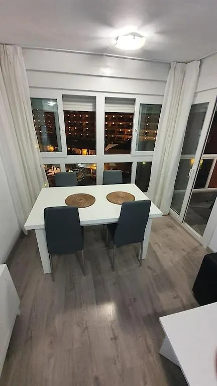 1ª Linea Playa, Edificio Diana Ii, Wifi, Puerto Marina. Apartment Benalmadena